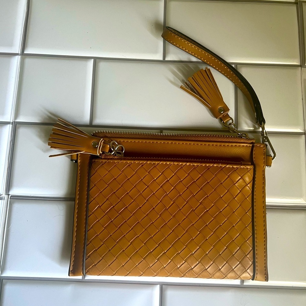 Jen and co wristlet